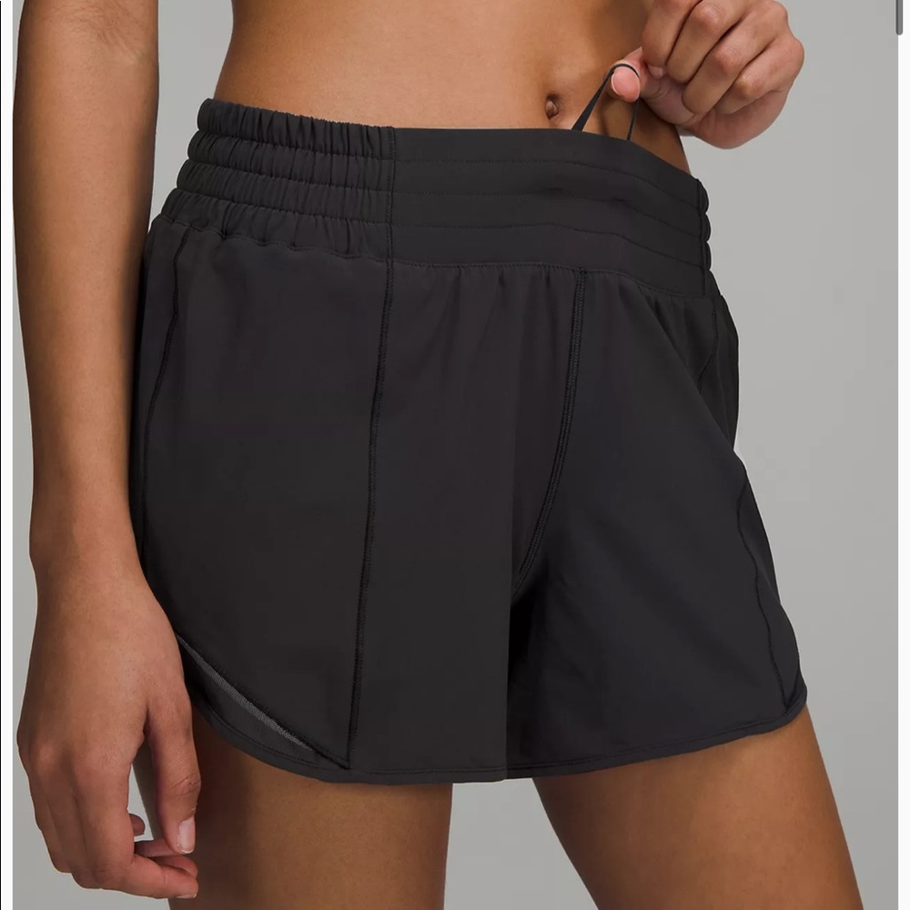 Lululemon Hotty hot shorts